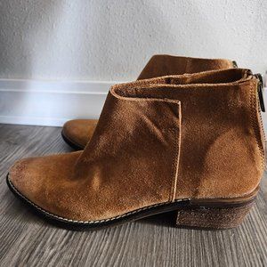 Very Volatile Los Angeles Size 7 Booties